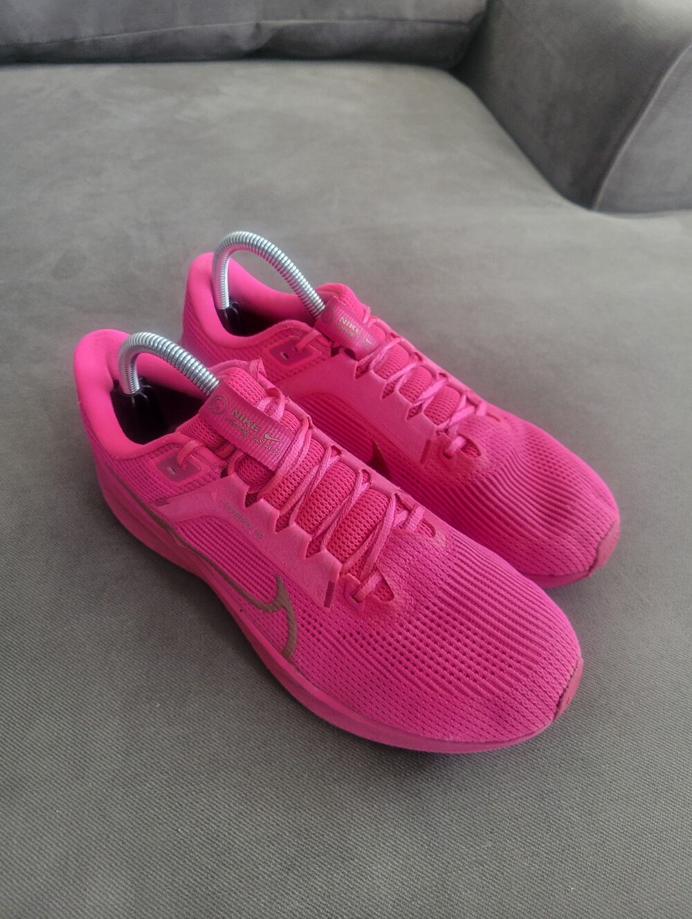 Nike Air Zoom Pegasus 40 Fierce Pink Size 9 Womens Running Shoes